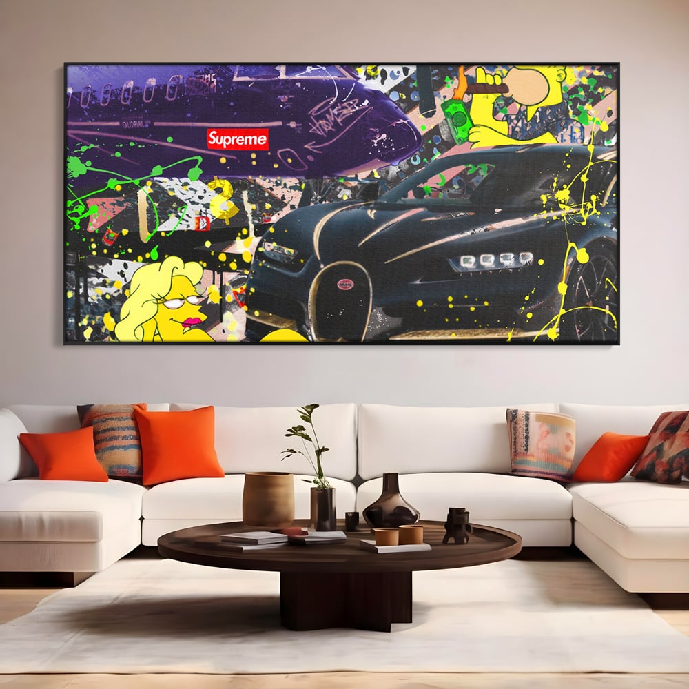 Tablou canvas cu tablou canvas cu homer simpson si masina de lux, in rama de aluminiu negru, pe perete intr-un living